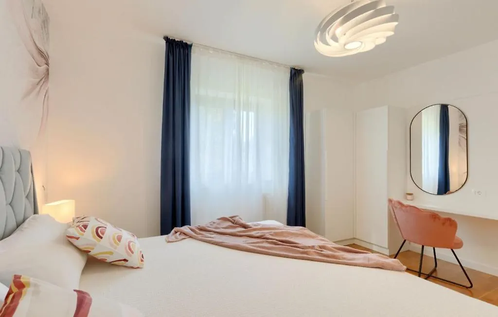 Activity Villa Marula With Outdoor Pool In Buje Gambozzi